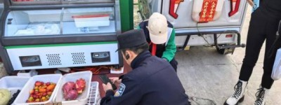 学生突发疾病 民警及时护送就医
