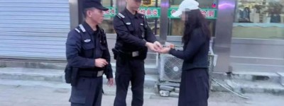 冰城街头藏蓝身影的24小时
