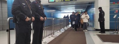演唱会激情唱响  冰城公安同奏“平安乐章”