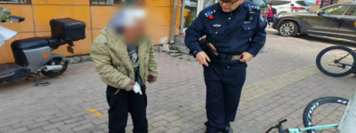 南岗民警紧急救助倒地老人，守护生命彰显警民深情