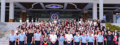 广东美思康宸实业有限公司回馈母校，助学仪式在松滋一中举行